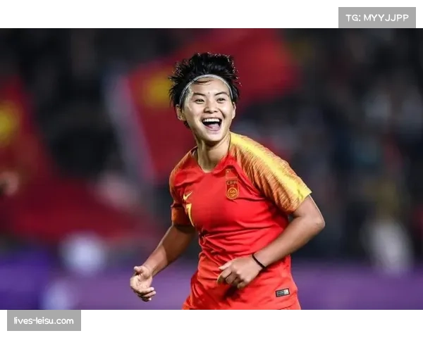 浦和高桥花当选亚足联年度最佳女足运动员 王霜遗憾无缘奖项